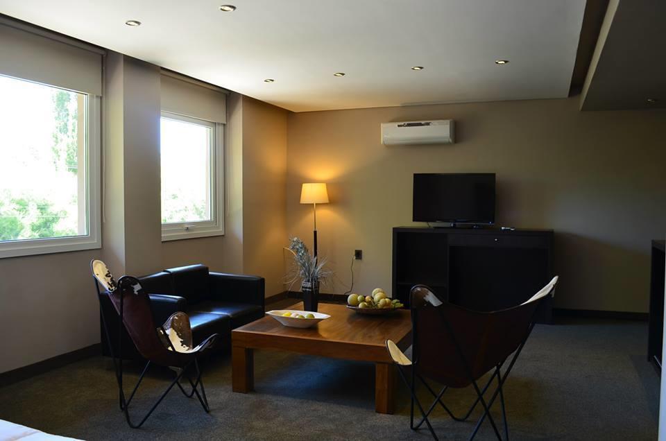 Terra Malal Hotel Chos Malal Ngoại thất bức ảnh